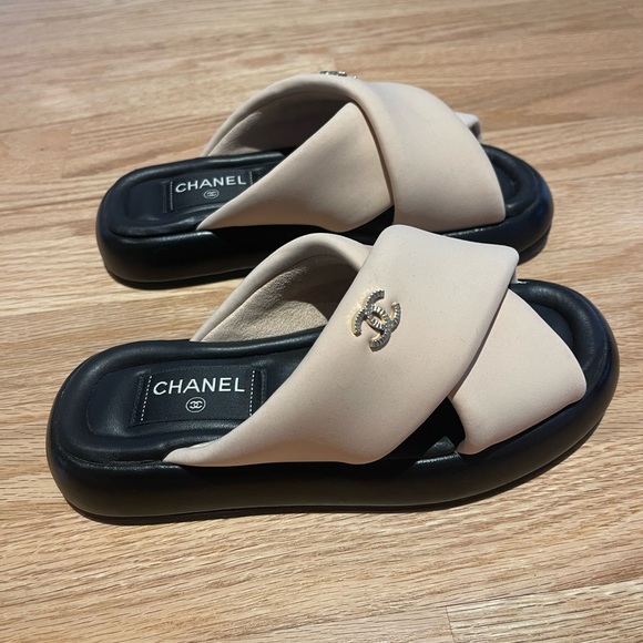 Chanel sandals. Only worn once! Size 35.5. Comes with dust bags, no box. - Picture 3 of 6